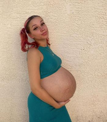 Pregnant beauties 12