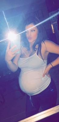 Pregnant teen 30