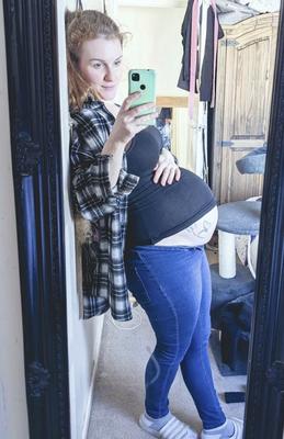 Zoey Preggo TrailerPark Lixo