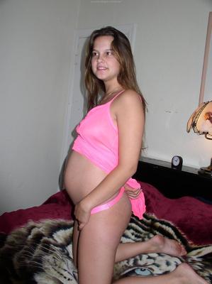 Pregnant Teen i like 