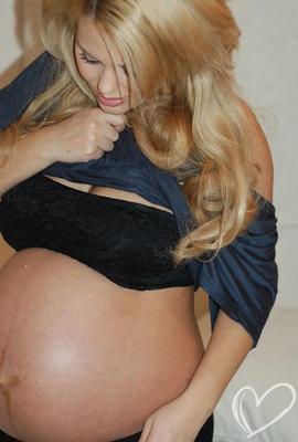 pregnant hotties 2