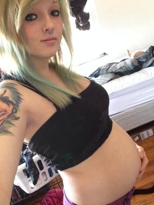 Selfies de garotas punk preggo