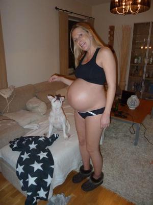 Pregnant MILF