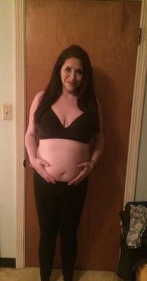 [Pregnant] naked escort shows off