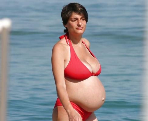 pregnant in red bikini