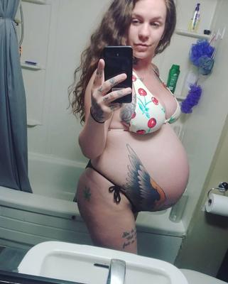 Tattooed Preggo