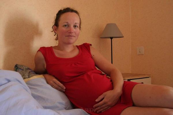 [Pregnant] French mom Magalie