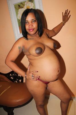 Pregnant Black Mama Shows Off Her Beautiful Full Milky Tits