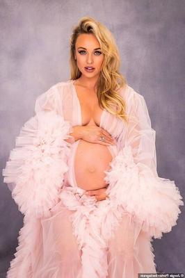 Jorgie Porter. Hollyoaks putain nue et enceinte