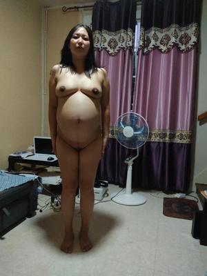 [Pregnant] Asian slave