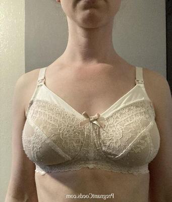 Betsy - 24yr old, 30e nursing bra