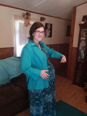 Pregnant teen 62