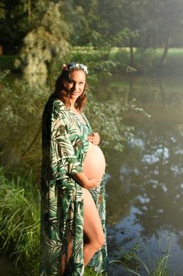 [Pregnant] redhead photo shoot