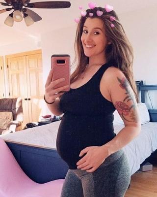 [Pregnant] Tashina Olson Genlot