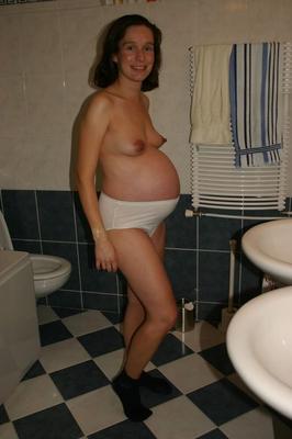 Pregnant topless at home mix