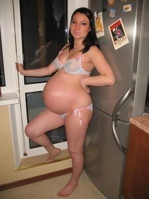 nonnude pregnant