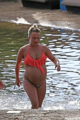 Hayden Panettiere schwangerer Bikini