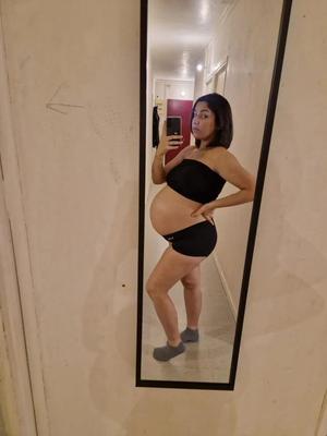 Petite pute francaise enceinte