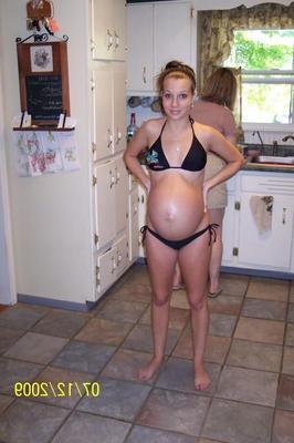 Non nude pregnant