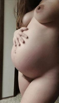 Pregnant Selfies!