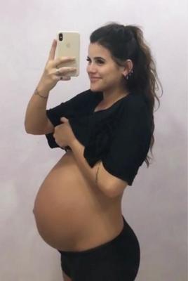 slutty amateur mom as a tv host pregnant